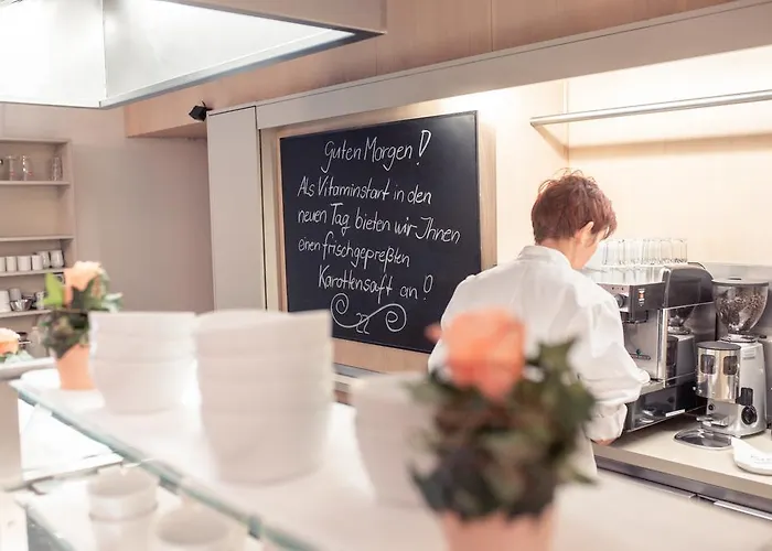 Hotel Bleibtreu By Golden Tulip 4*