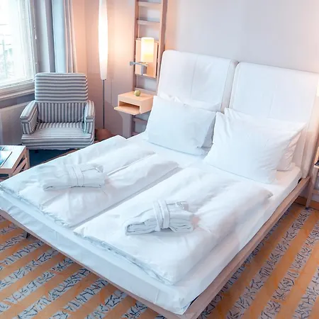 Отель Bleibtreu By Golden Tulip Берлин