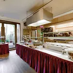 Bleibtreu By Golden Tulip 4*