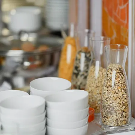 Hotel Bleibtreu By Golden Tulip 4*