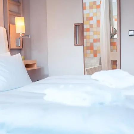 Bleibtreu By Golden Tulip 4*