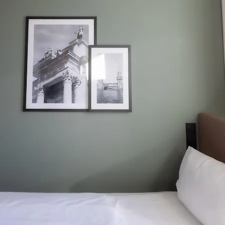 Hotel Bleibtreu By Golden Tulip