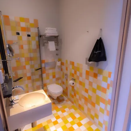 Bleibtreu By Golden Tulip 4*