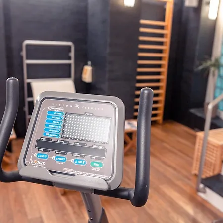 ホテル ブライブトロイ バイ ゴールデン チューリップ 4*