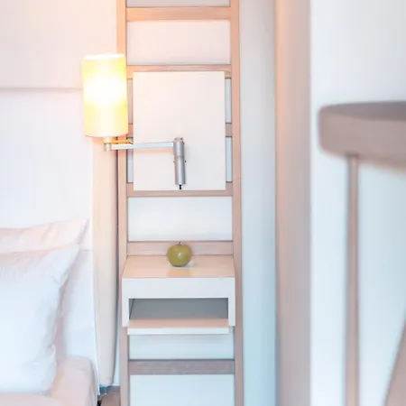 Hotel Bleibtreu By Golden Tulip Berlin