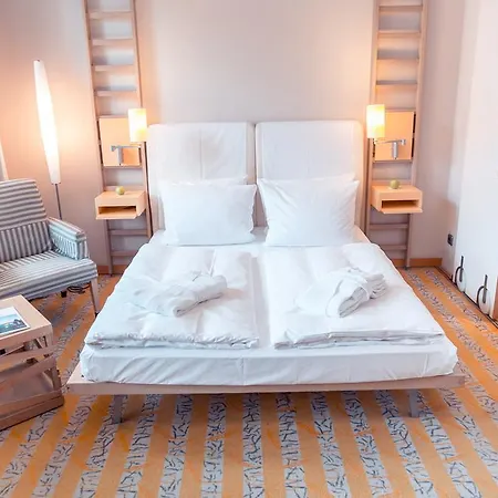 Hotel Bleibtreu By Golden Tulip