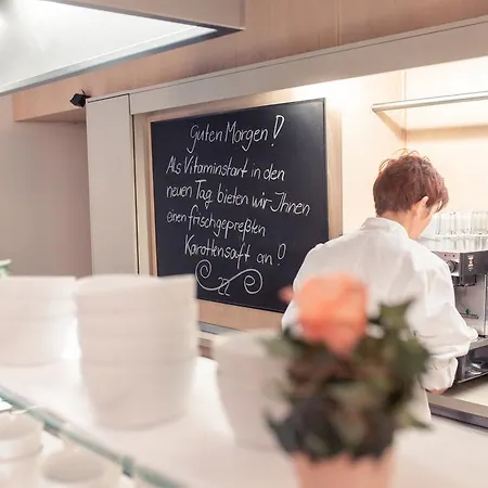 ホテル ブライブトロイ バイ ゴールデン チューリップ 4*