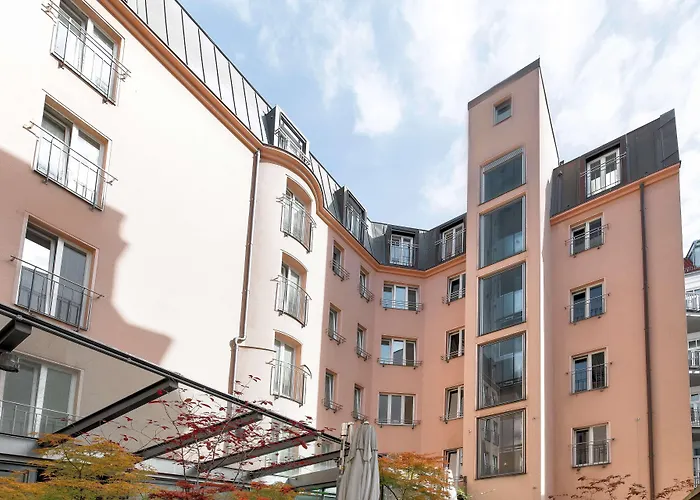 Bleibtreu By Golden Tulip Hotel 4*