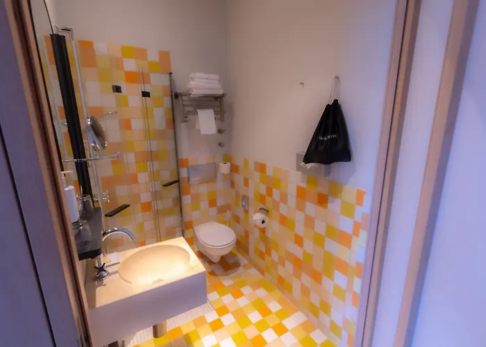 Bleibtreu By Golden Tulip 4*